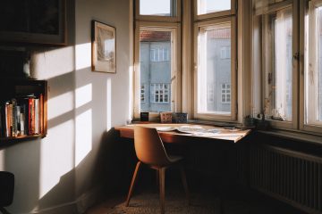 書房選擇窗簾需要考慮窗戶朝向方位