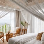 海邊度假民宿以海島風裝飾客房，想像中的夢幻場景是放鬆的催化劑