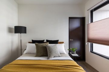 臥室中裝設風琴簾，能有節能、遮光的效益，如果您的房間剛好是西曬，蜂巢簾絕對是臥室窗簾最好的選擇，提升冬暖夏涼的感受，同時節能省電！