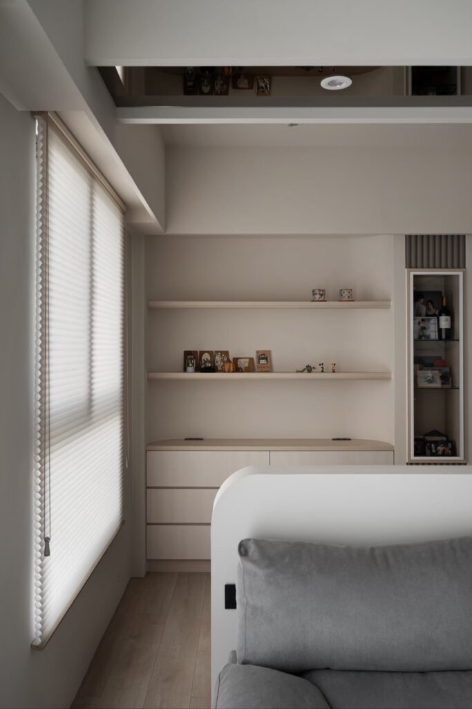 木質臥室｜靜謐與柔光的交會